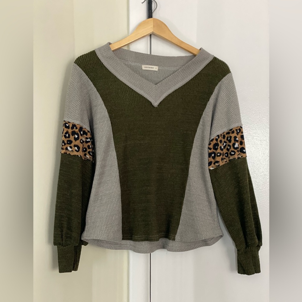 Green and Gray Sweater with Leopard Print